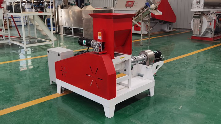 locally made Trout feed pelletizer machine in Zambia